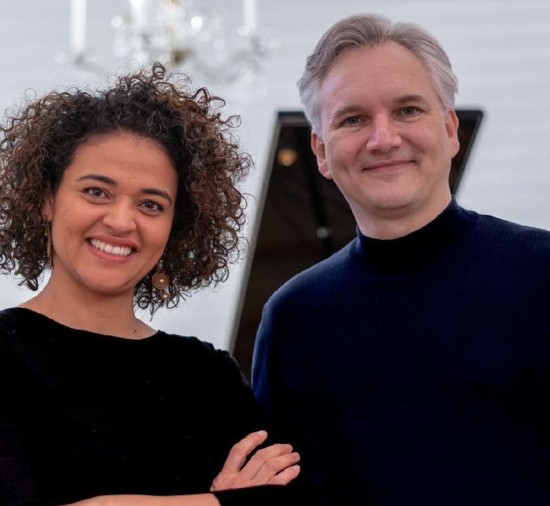 Zwei Welten in Liedern